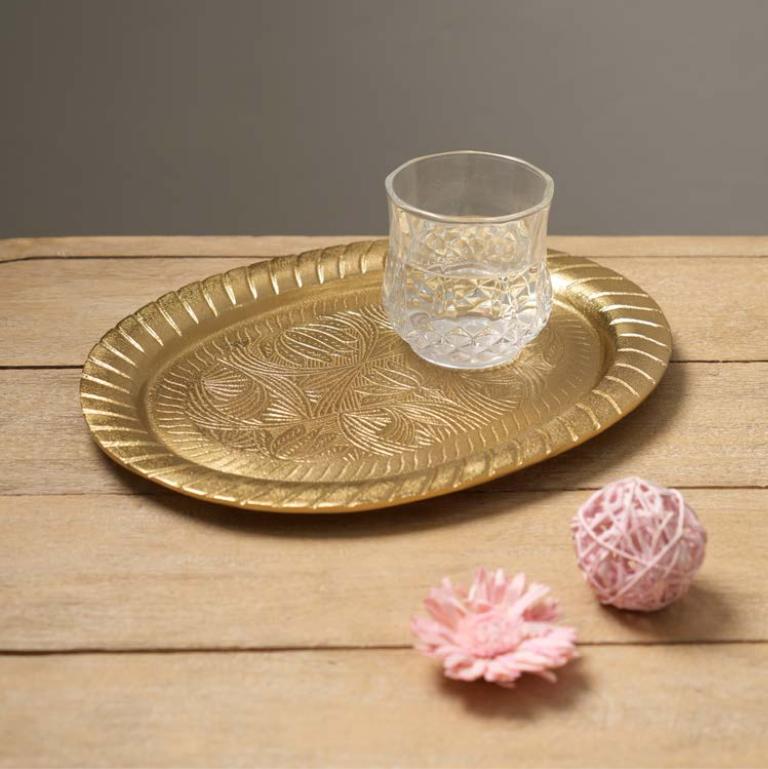 Luxury Serving Trays in Noida at Homenearth